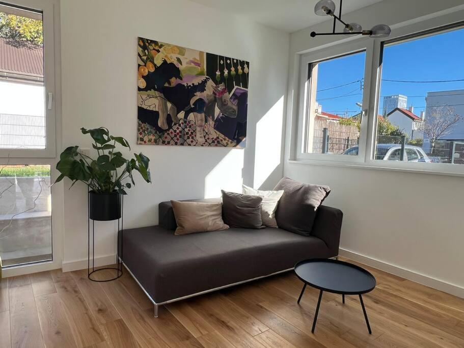 Modern Studio Gardenia_Gartenwohnung Alte Donau Vienna Esterno foto